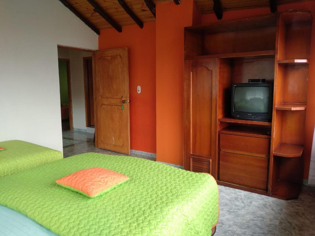 Isabel Country house